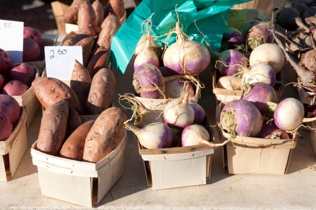 Produce in measuring containers