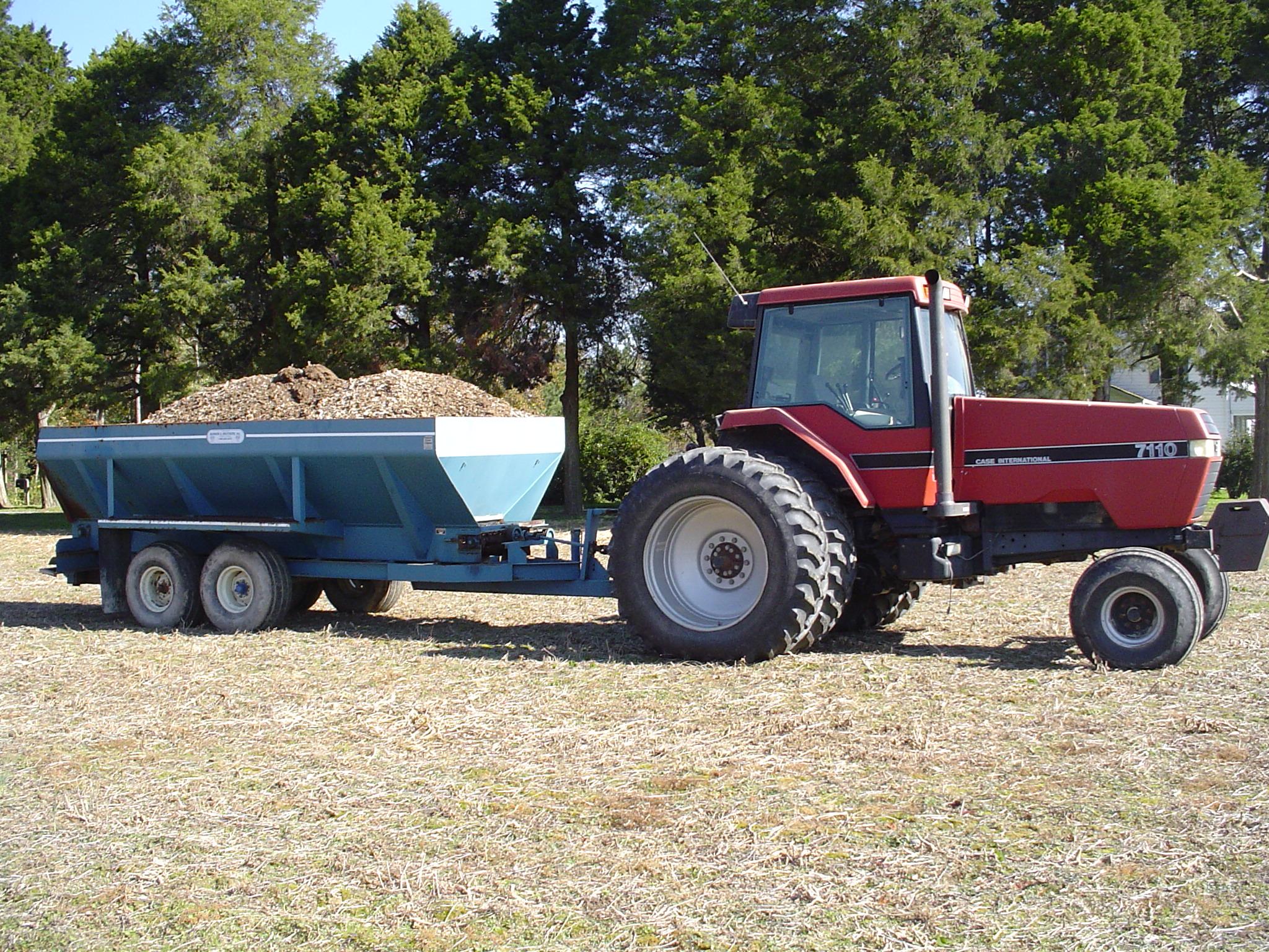 Spreading manure