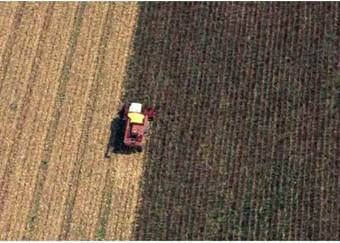 Tractor in field, Photo: Edwin Remsberg