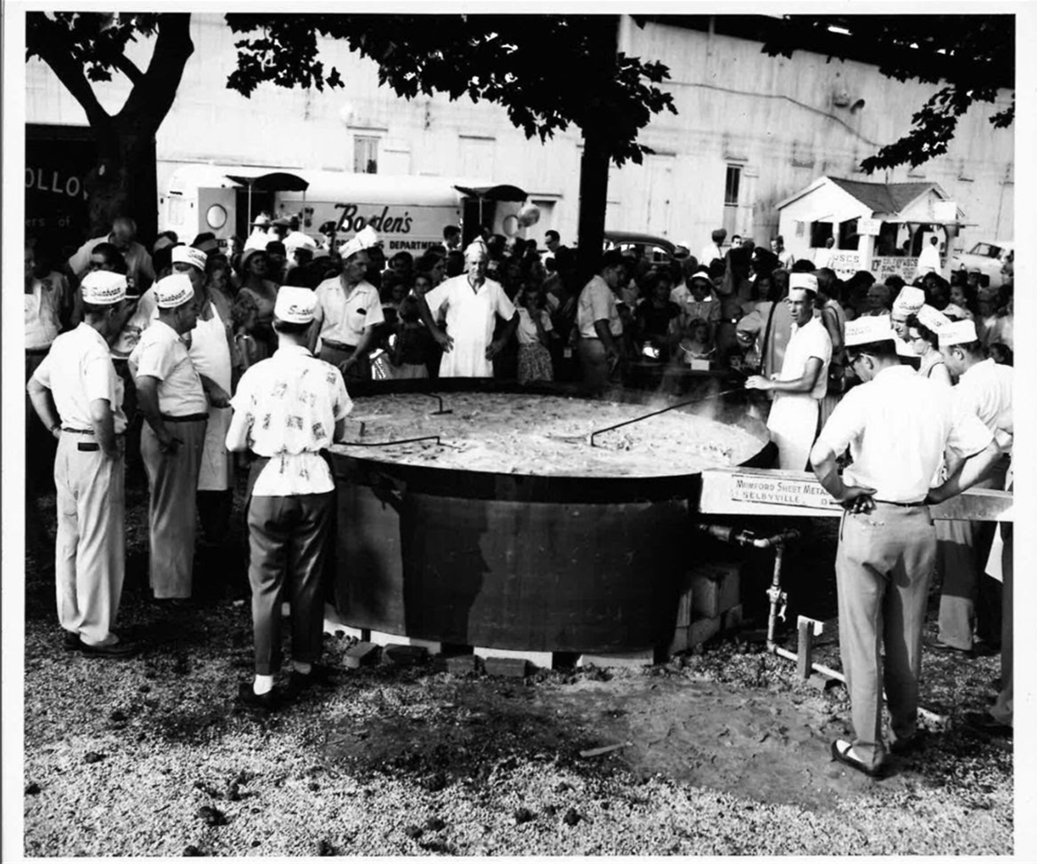 Famous Chicken Festival Frying Pan